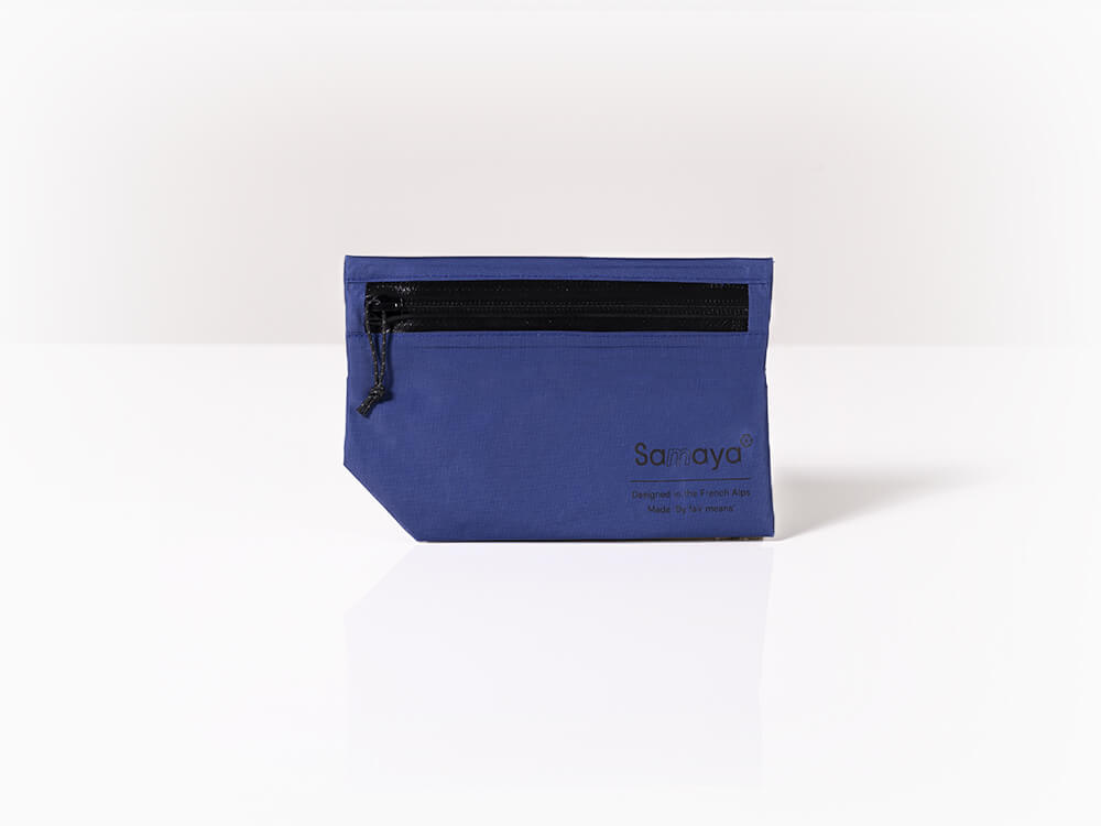 TRAVEL CASE Bleue